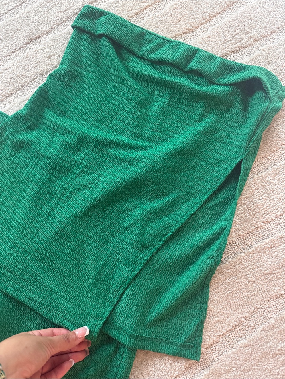 Two piece set - Picture 2 of 2